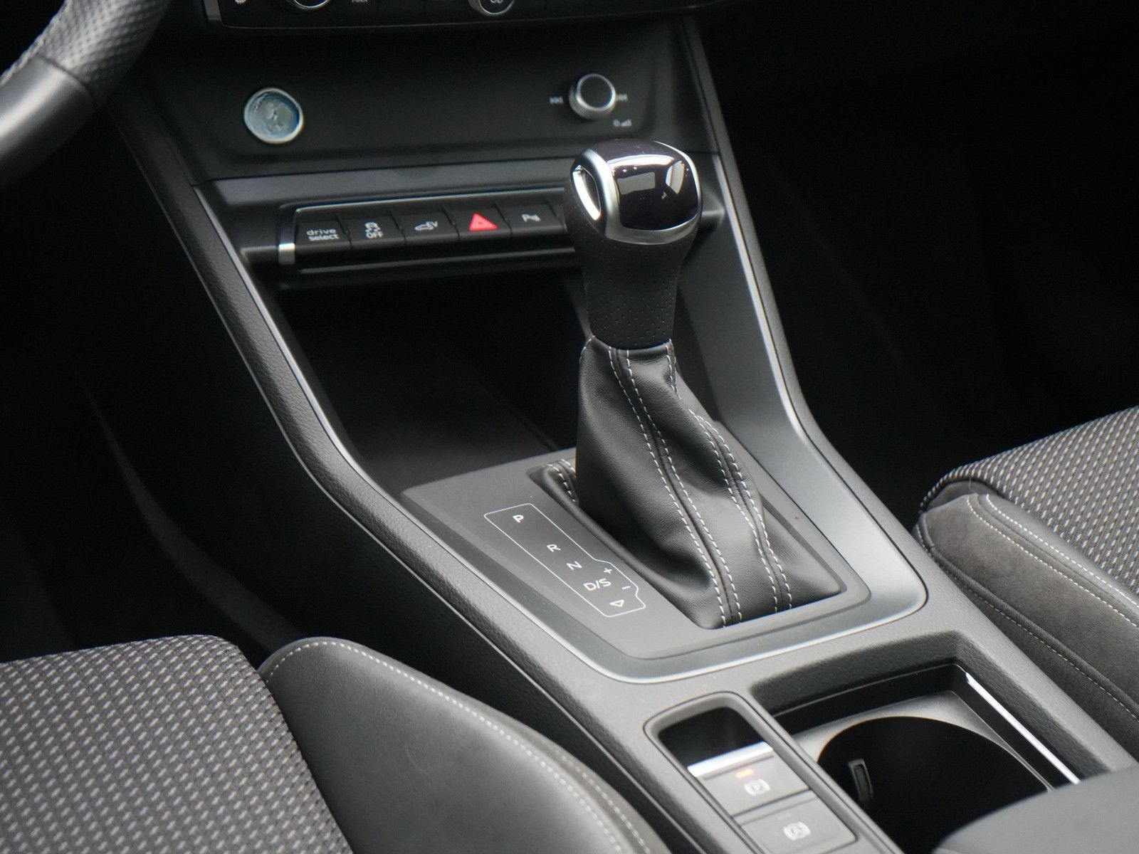 Audi Q3 Sportback 45 S line S-TRON NAVI VIRT ACC KAM foto 12