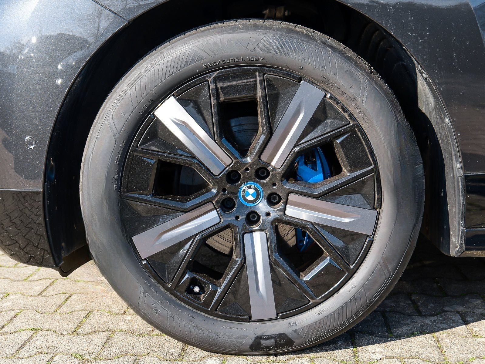 BMW iX xDrive40 Sportpaket HuD+Laser+Skylounge+AHK+H foto 5
