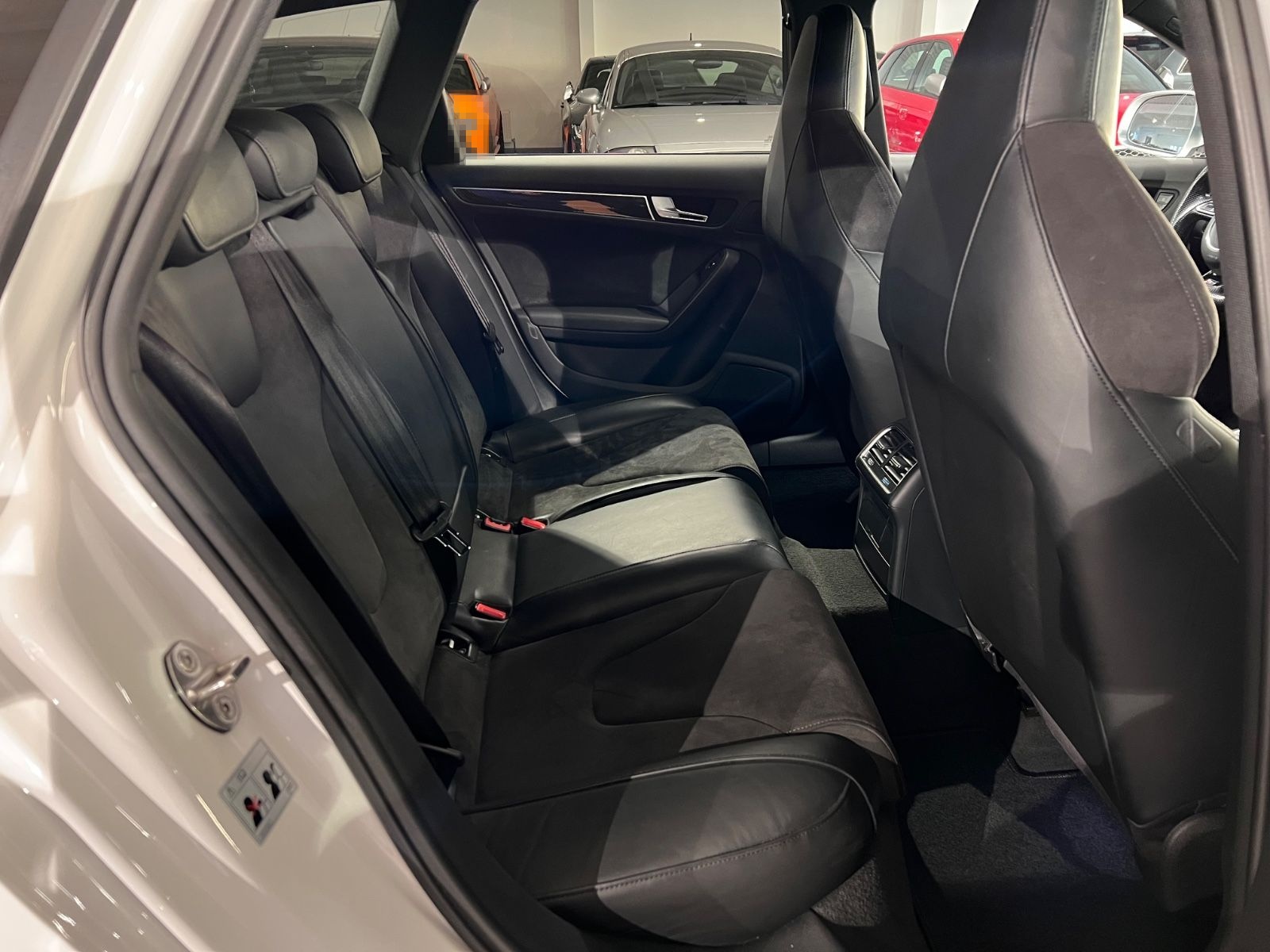 Audi RS4 4.2 V8 FSI S tronic quattro Avant NAVI TEMPO foto 21