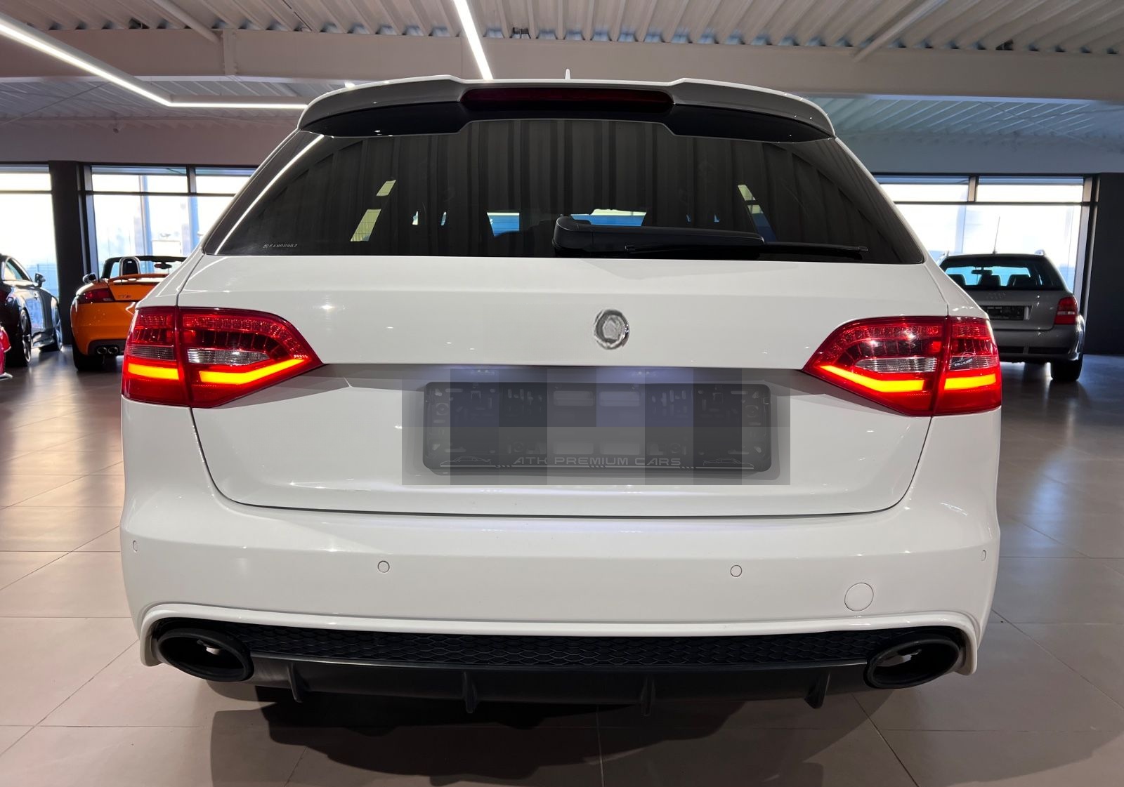 Audi RS4 4.2 V8 FSI S tronic quattro Avant NAVI TEMPO foto 7