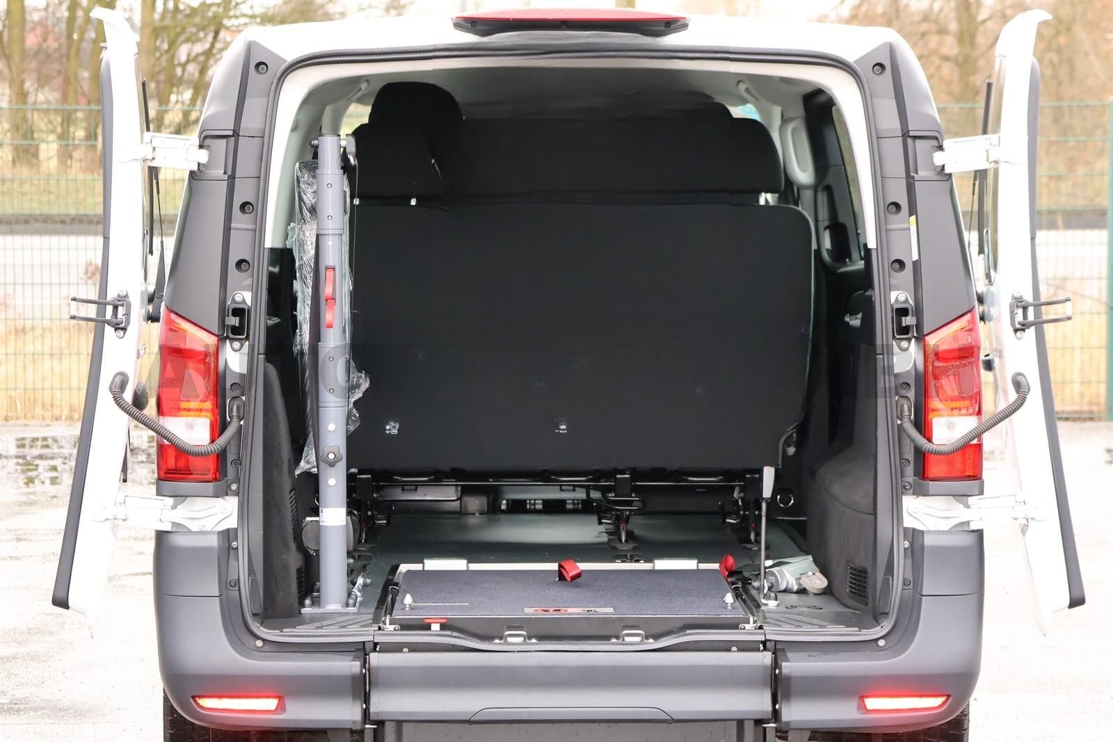 Mercedes-Benz Vito 114 Tourer Pro XXL Rollstuhlrampe 9G-Tronic foto 8
