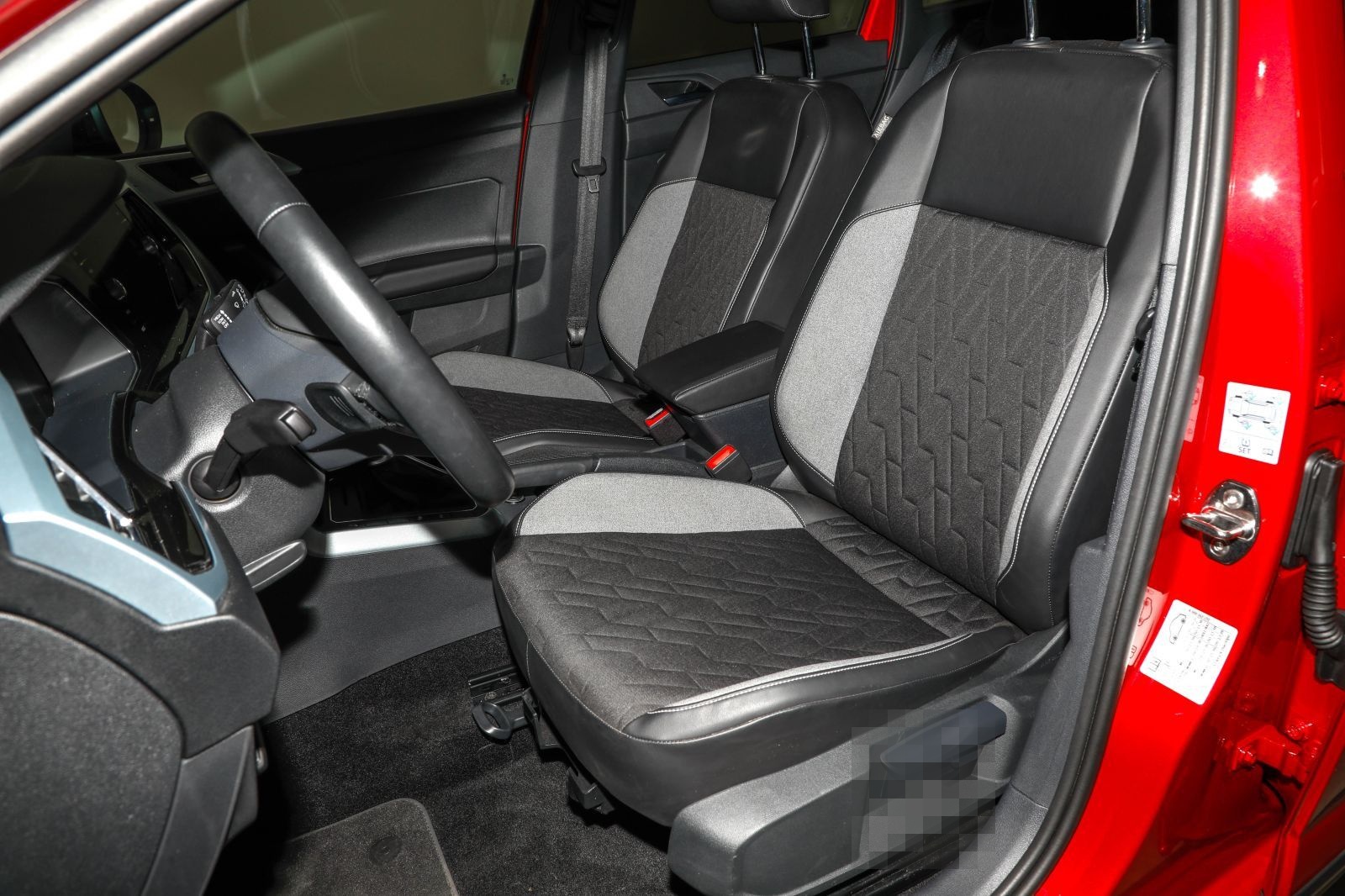 Volkswagen Taigo 1.0 TSI DSG Goal Navi LED Virtual SHZ ACC foto 18