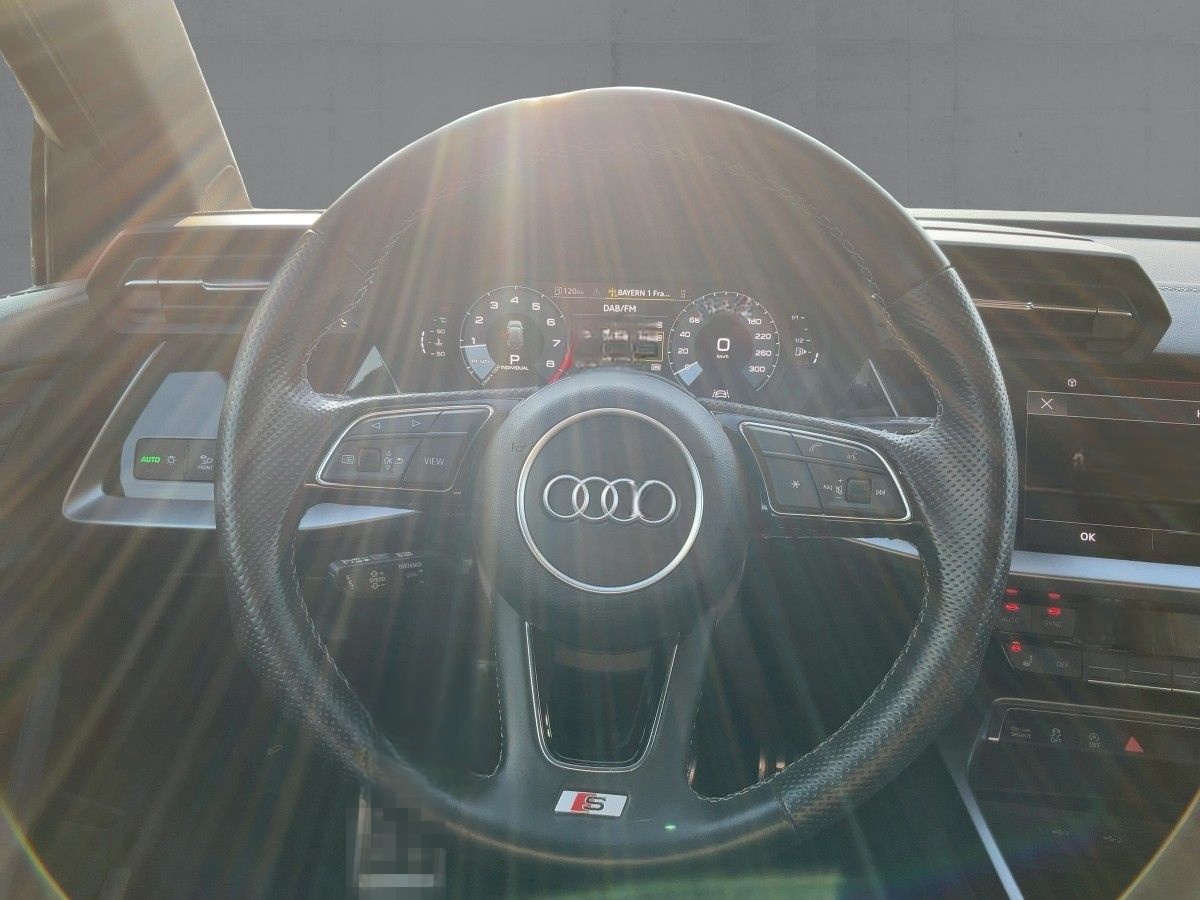 Audi S3 Sportback quattro foto 9