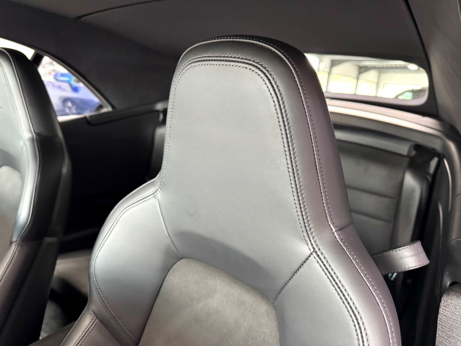 Porsche 911-992 CARRERA GTS CABRIO LIFT ACC 360° BOSE 21 foto 20