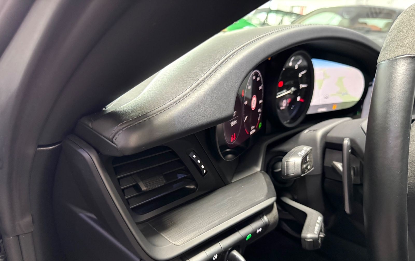 Porsche 911-992 CARRERA GTS CABRIO LIFT ACC 360° BOSE 21 foto 22
