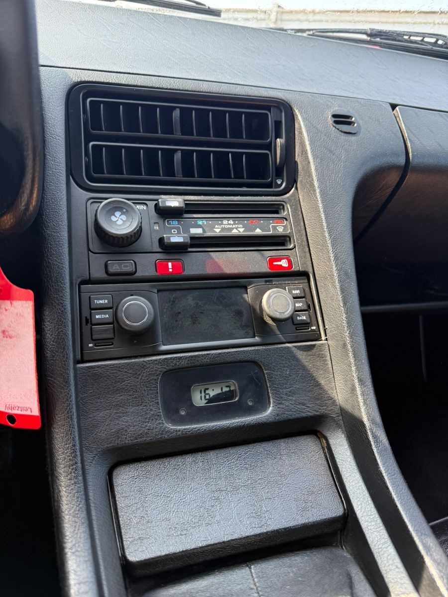 Porsche 928 foto 16