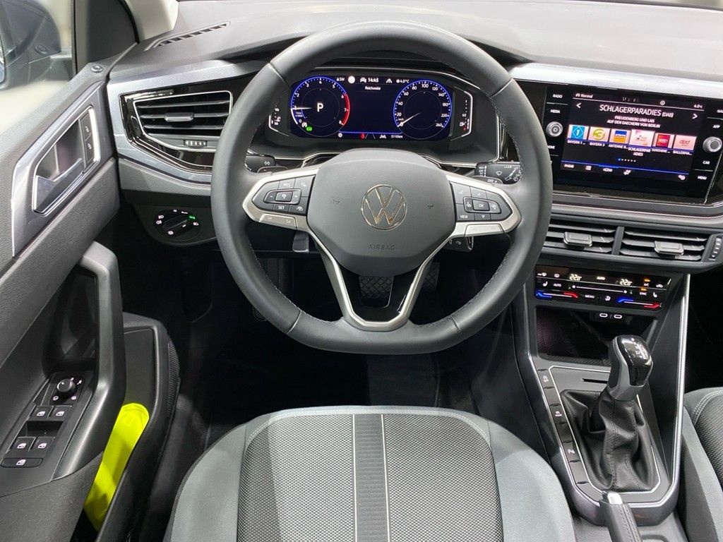 Volkswagen Polo 1.0 TSI DSG Style +NAVI+SHZ+MATRIX+ALU+PDC+ foto 9