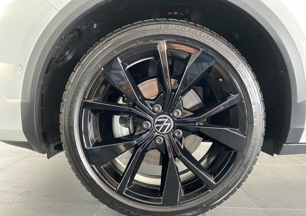 Volkswagen T-Roc 2.0 TSI DSG 4M R-Line AHK+PANO+MATRIX+NAIV foto 2