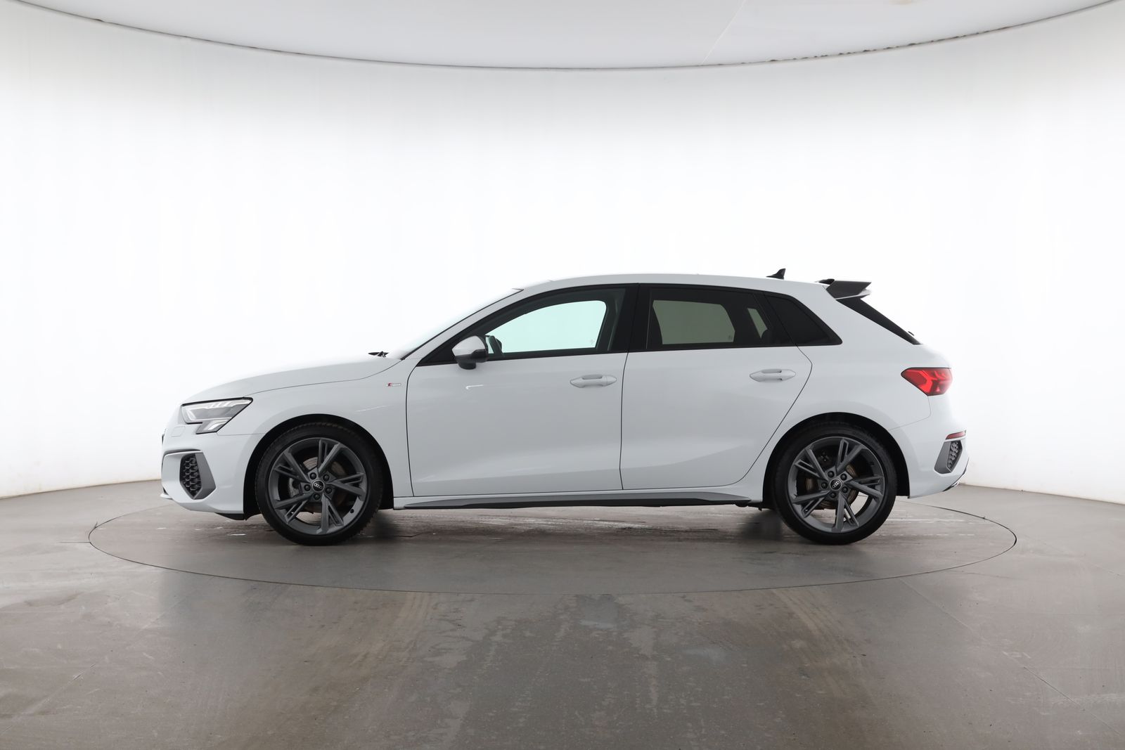 Audi A3 Sportback 30 TDI S line | PANORAMADACH | foto 5