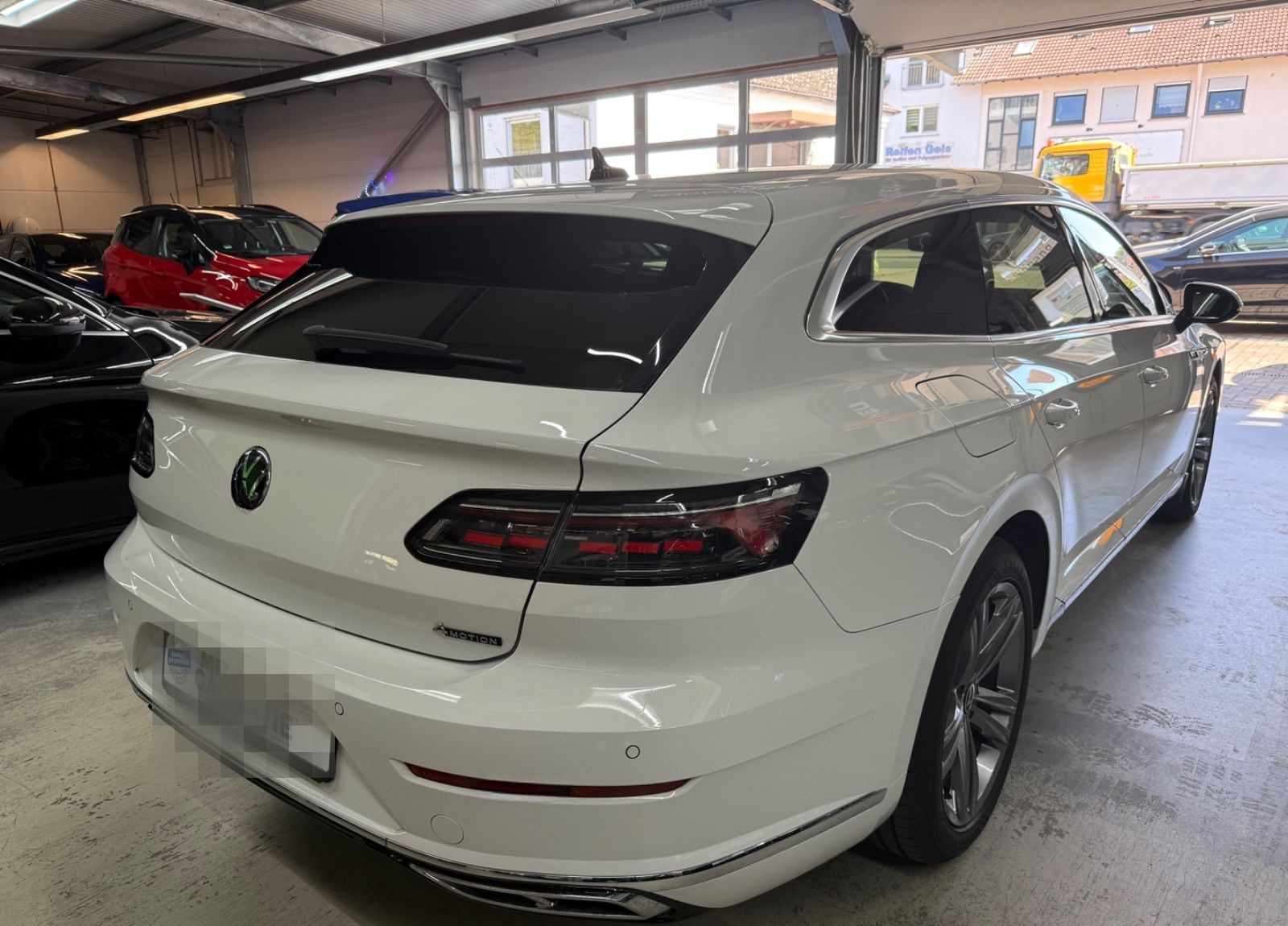 Volkswagen Arteon Shooting Brake R-Line 4Motion foto 9
