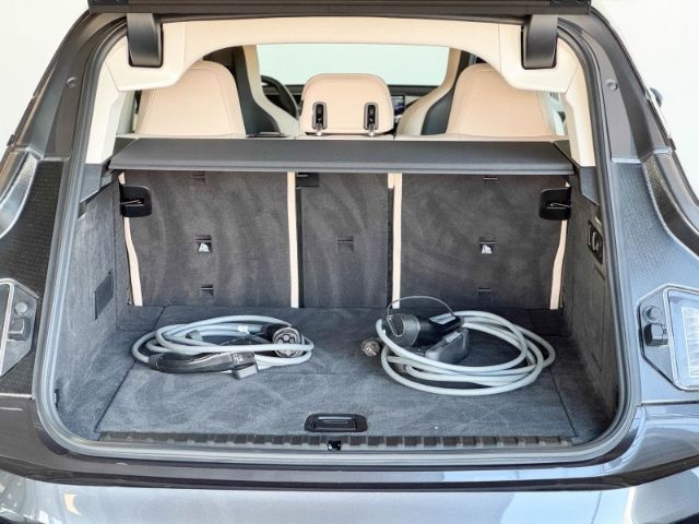 BMW iX xDrive40 H&K+SHZ+AHK+360 Kamera+Temp SOH 100% foto 17