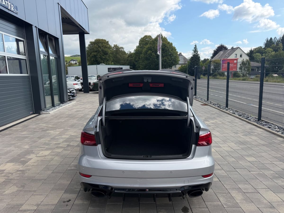 Audi RS3 Limousine Quattro CARBON PANO B&O VOLLOPTION foto 20