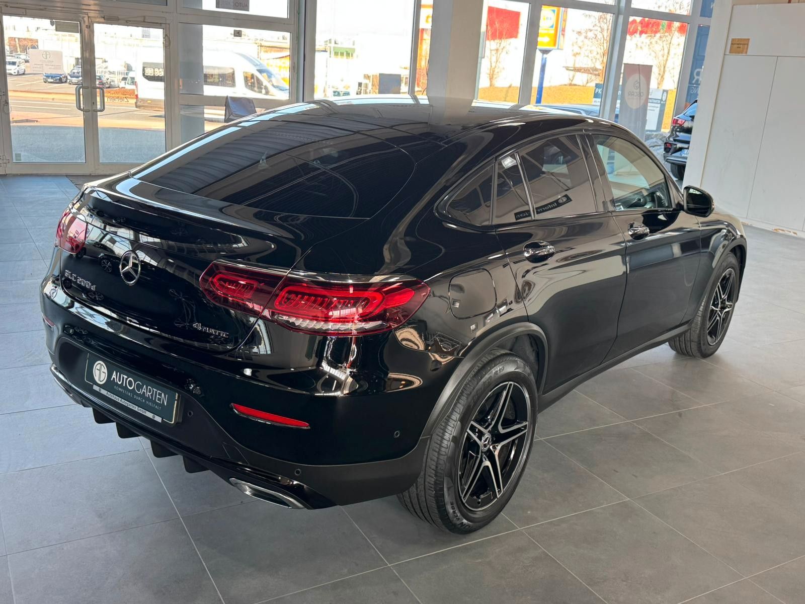 Mercedes-Benz GLC Coupe 200 d 4Matic AMG LINE*Navi&Ka.*Leder foto 5