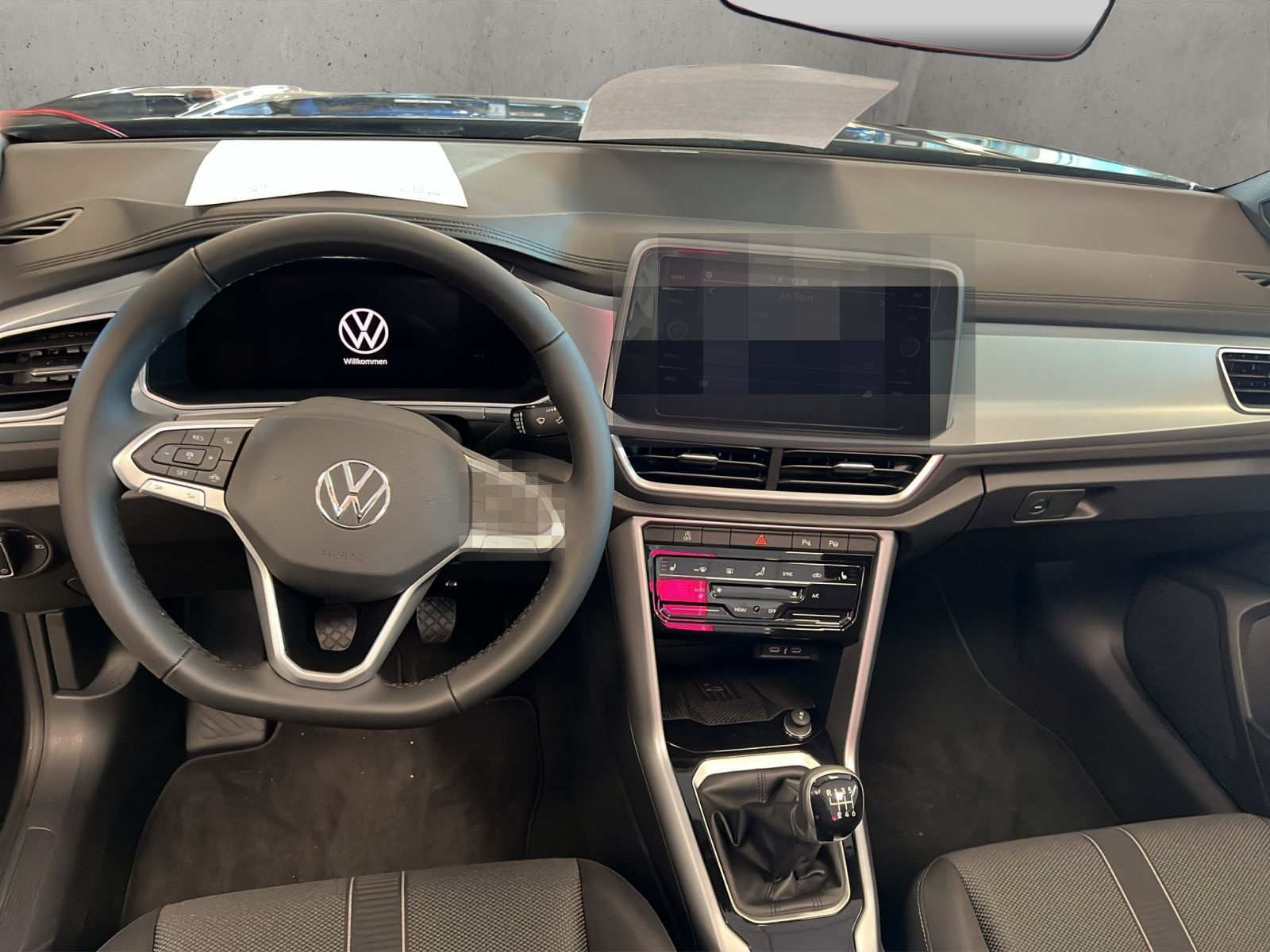 Volkswagen T-Roc Cabriolet Style 1.0 l TSI OPF 85 k W (116 foto 14