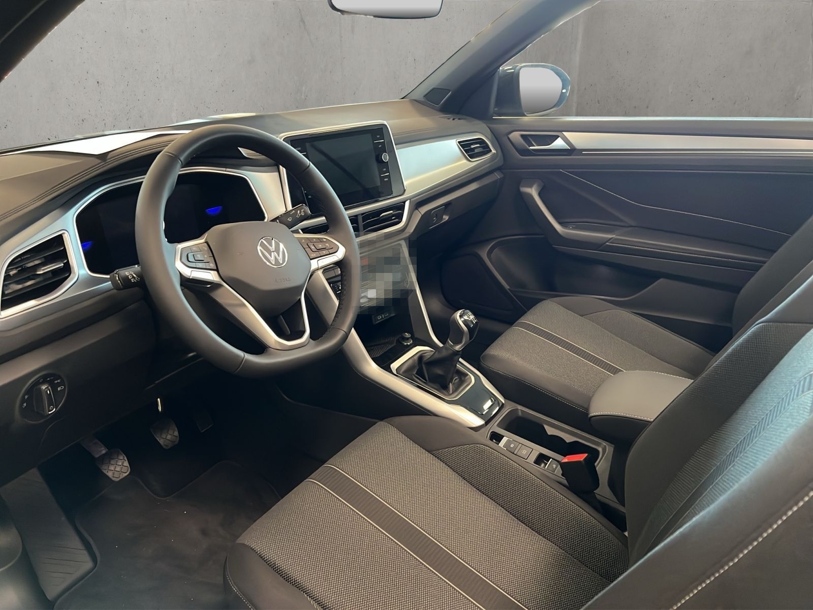 Volkswagen T-Roc Cabriolet Style 1.0 l TSI OPF 85 k W (116 foto 9