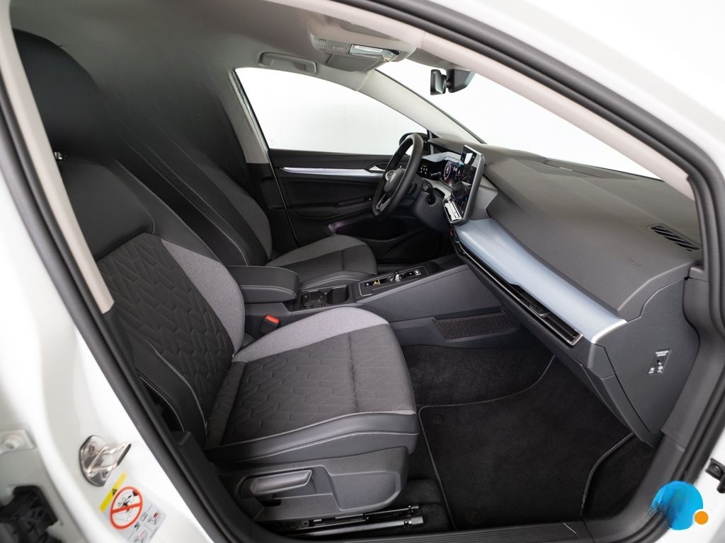 Volkswagen Golf VIII GOAL 2.0 TDI DSG HUD LED-Matrix Navi K foto 13