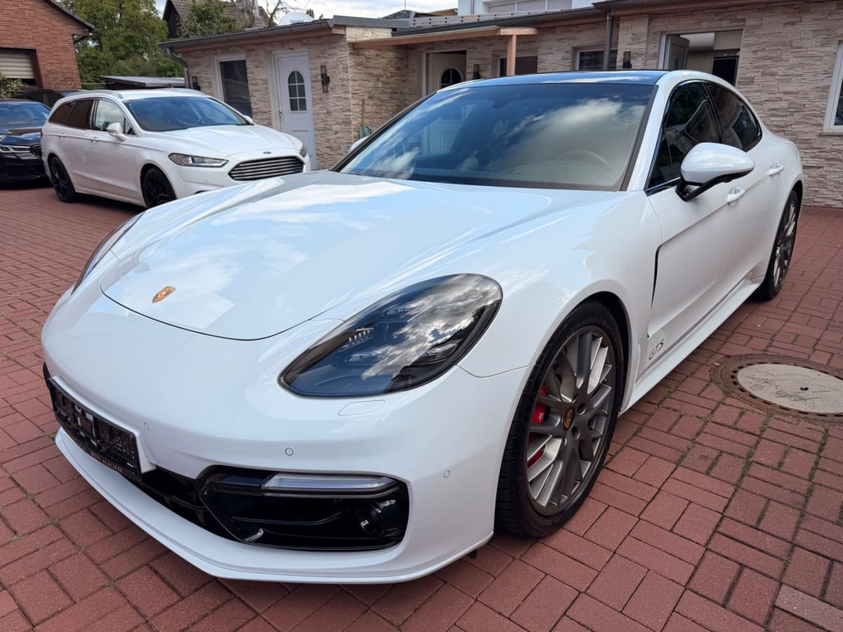 Porsche Panamera GTS VOLL BOSE PANO 360 KAMERA