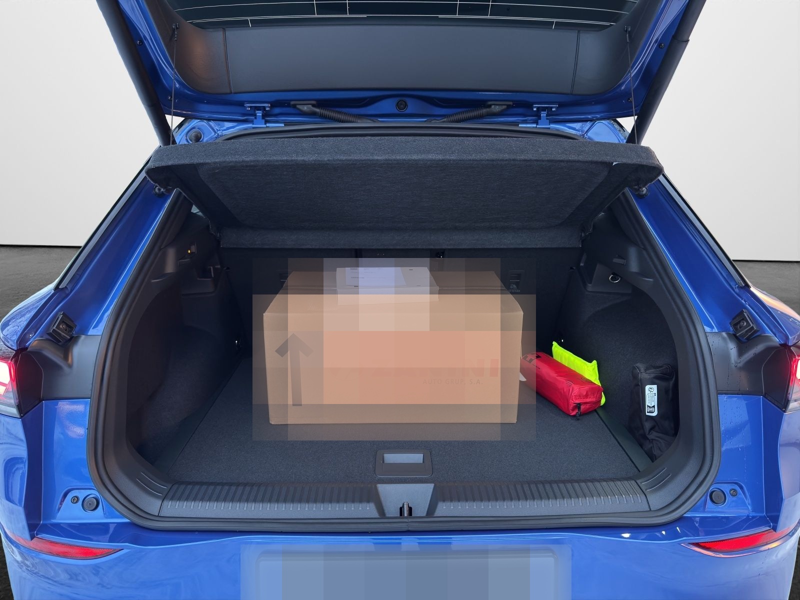 Volkswagen T-Roc 1.5 eTSI DSG R-Line  Panodach AHK Navi LED foto 13