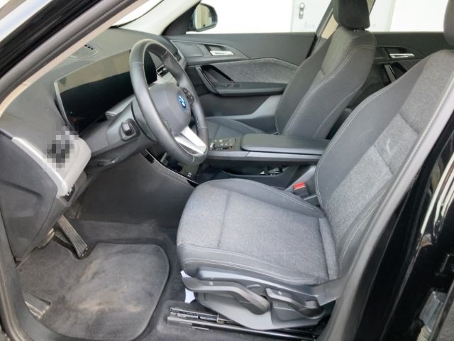 BMW iX1 xDrive 30 AD Navi Digitales Cockpit Soundsys foto 13