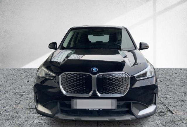 BMW iX1 xDrive 30 AD Navi Digitales Cockpit Soundsys foto 3