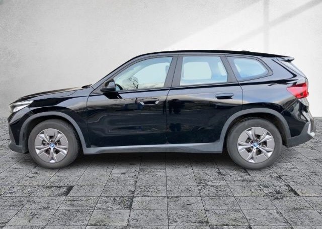 BMW iX1 xDrive 30 AD Navi Digitales Cockpit Soundsys foto 4