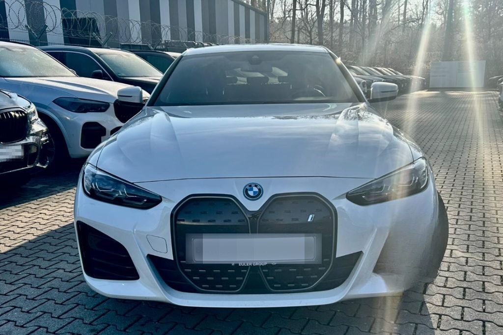 BMW i4 eDrive40 Gran Coupe M-Sport MemoSitze LED ACC foto 3