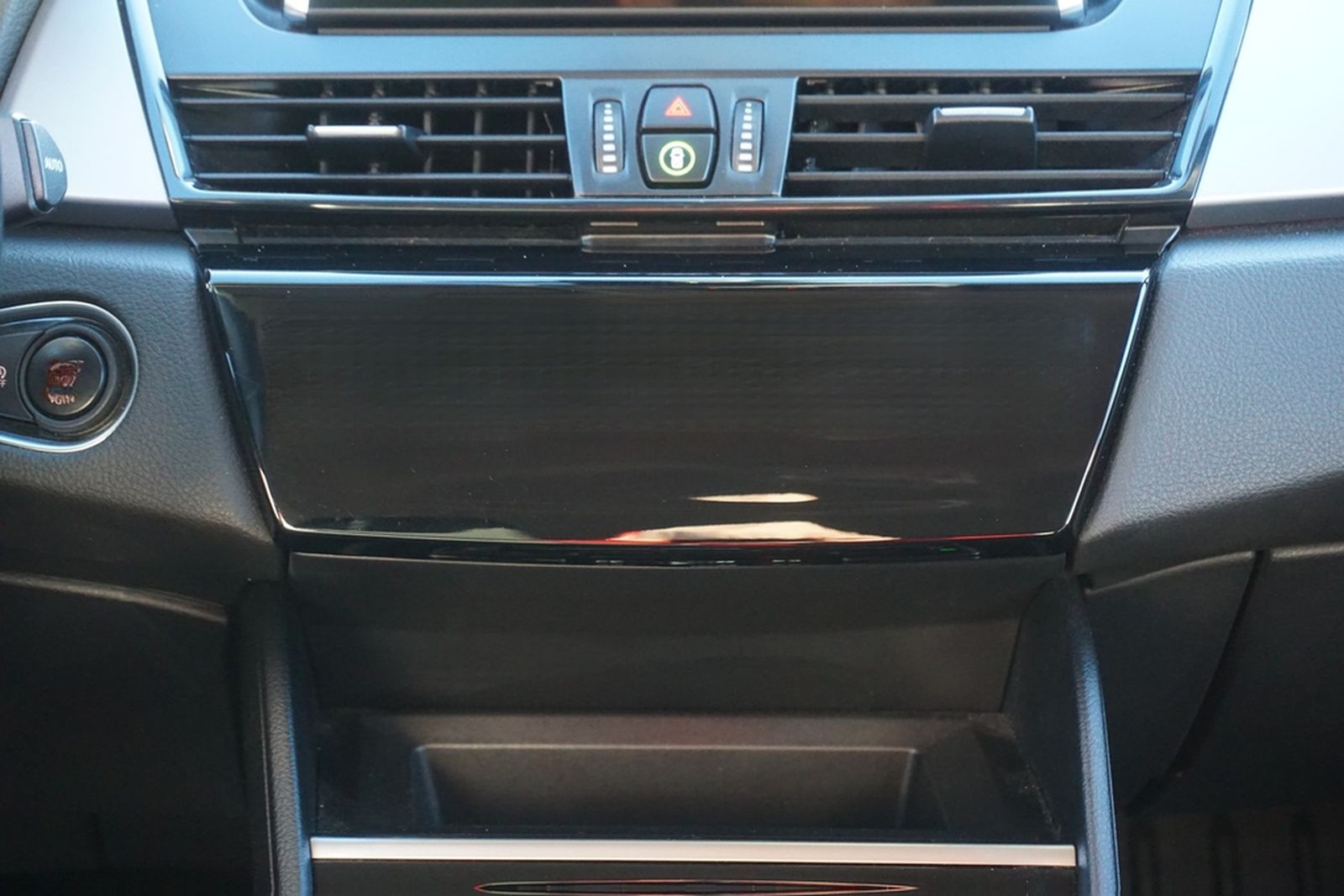 BMW 220i Active Tourer Advantage LED Navi AHK PDC foto 16