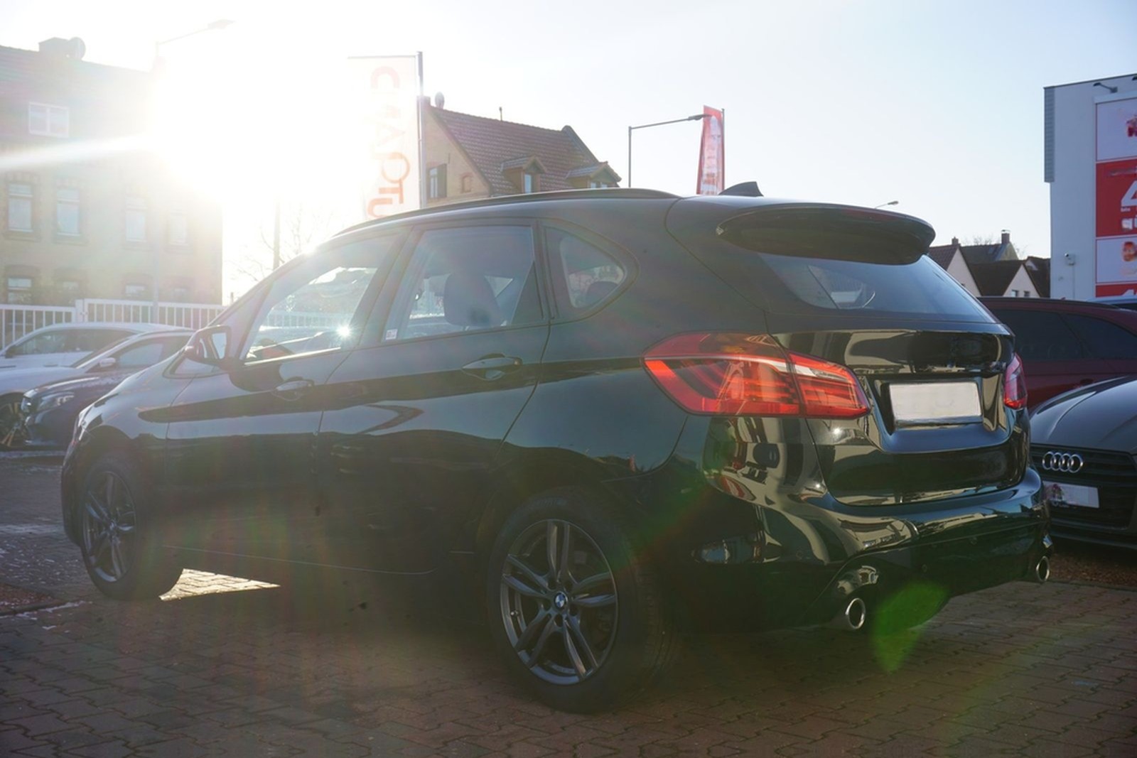 BMW 220i Active Tourer Advantage LED Navi AHK PDC foto 3