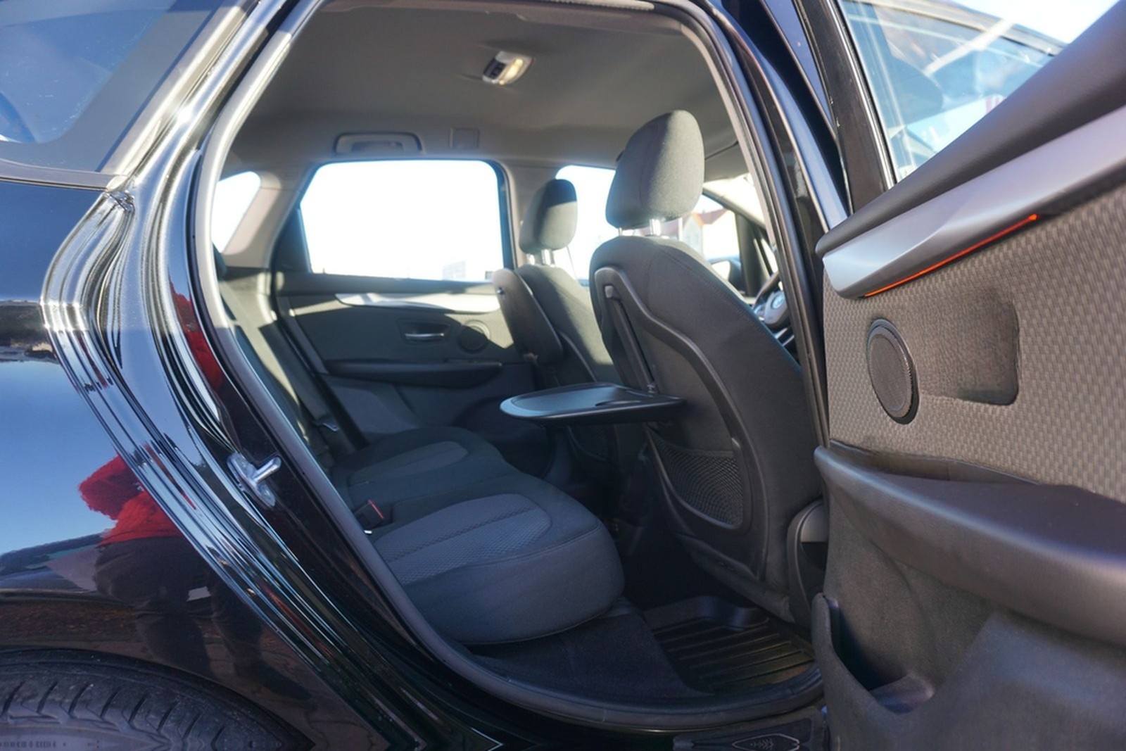 BMW 220i Active Tourer Advantage LED Navi AHK PDC foto 29