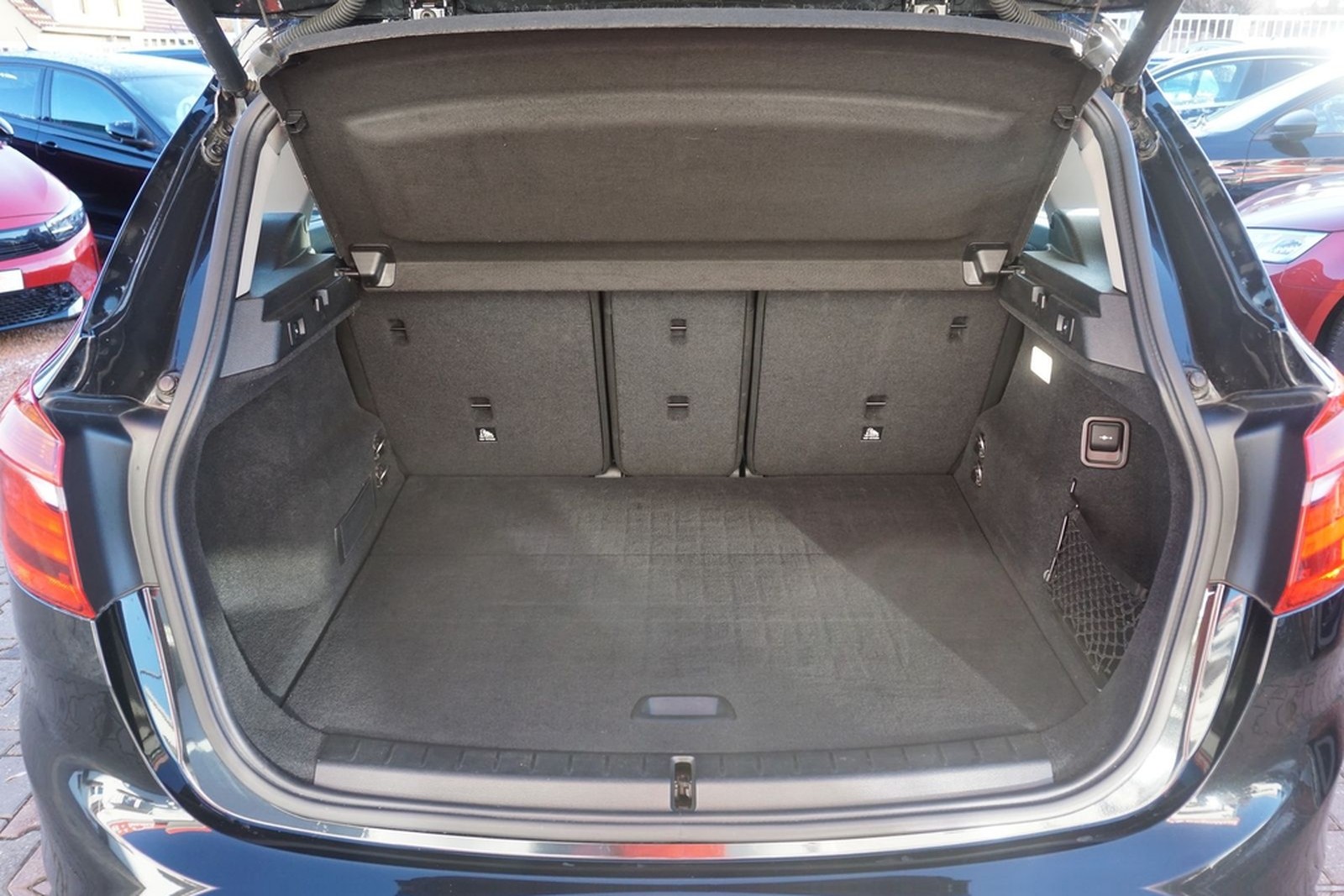 BMW 220i Active Tourer Advantage LED Navi AHK PDC foto 30