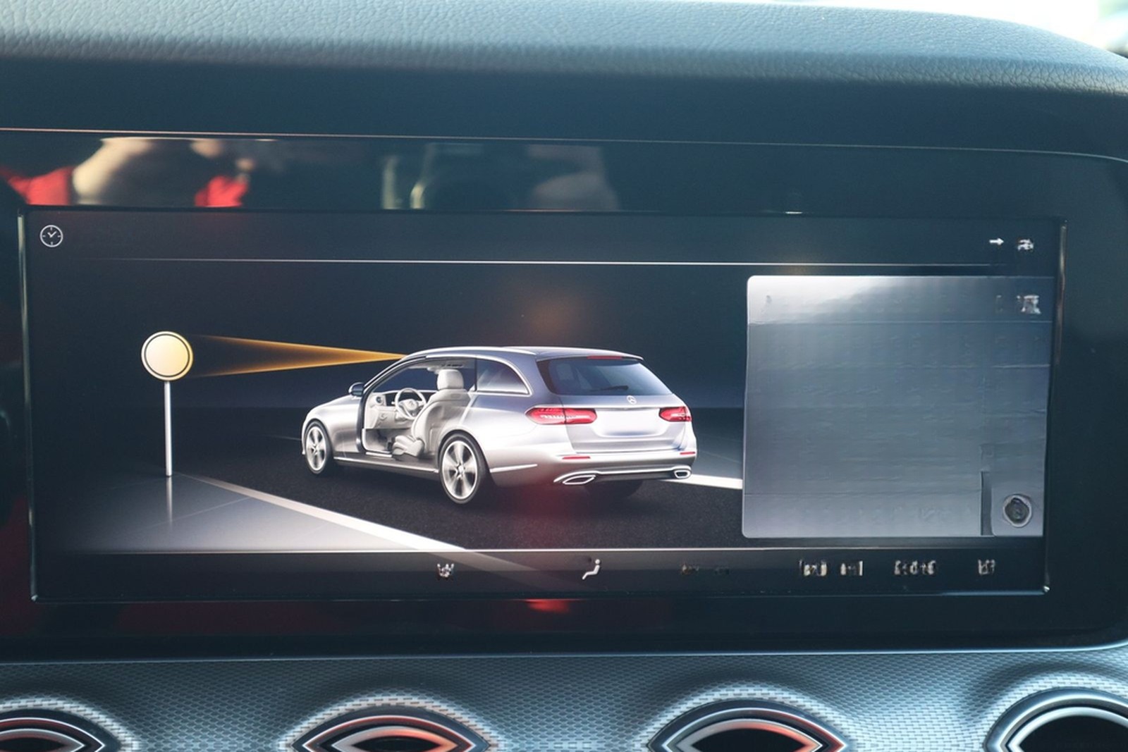 Mercedes-Benz E200 T-Modell Avantgarde LED Navi Totwinkel DAB foto 18