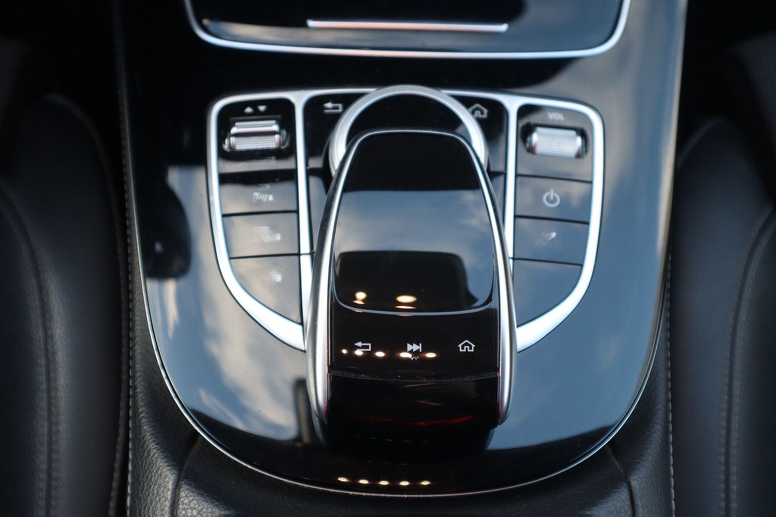 Mercedes-Benz E200 T-Modell Avantgarde LED Navi Totwinkel DAB foto 22