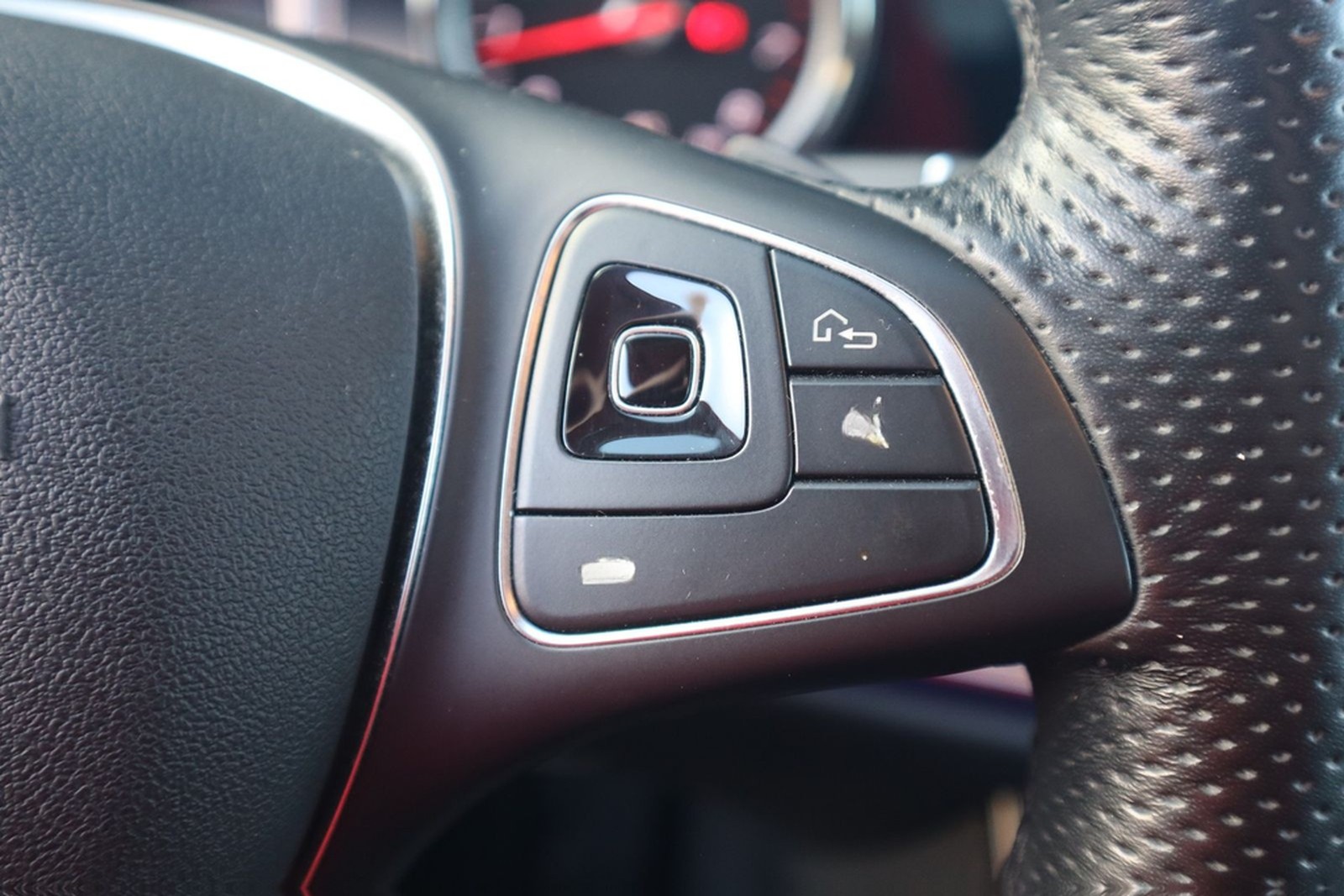 Mercedes-Benz E200 T-Modell Avantgarde LED Navi Totwinkel DAB foto 23