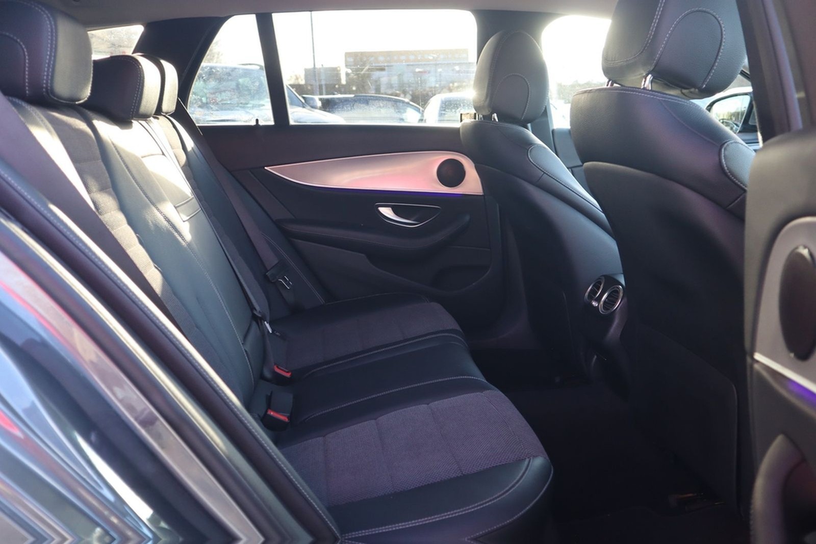 Mercedes-Benz E200 T-Modell Avantgarde LED Navi Totwinkel DAB foto 34