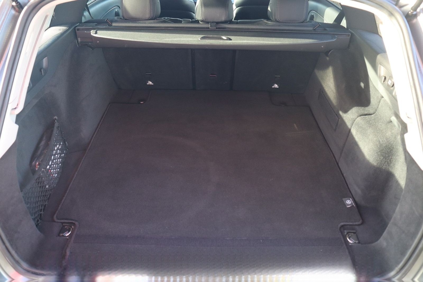 Mercedes-Benz E200 T-Modell Avantgarde LED Navi Totwinkel DAB foto 37