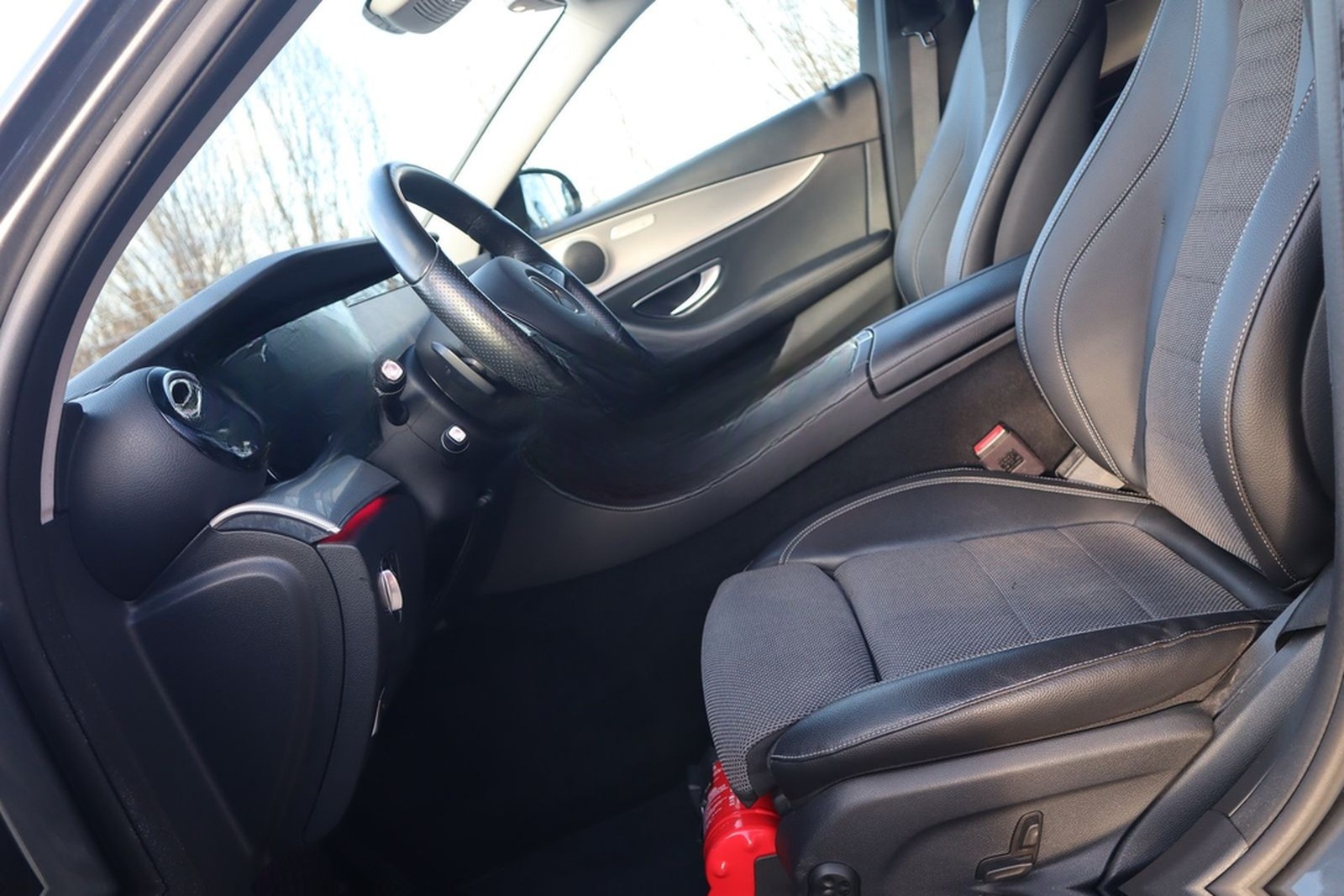 Mercedes-Benz E200 T-Modell Avantgarde LED Navi Totwinkel DAB foto 9