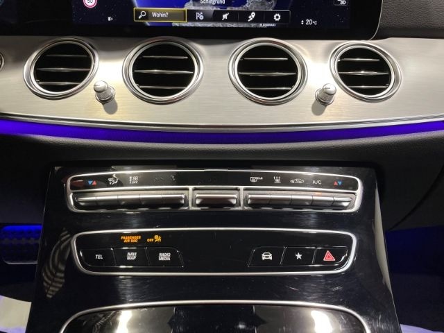 Mercedes-Benz E 300 T de AMG-Line Automatik EU6d LED ACC Wides foto 14