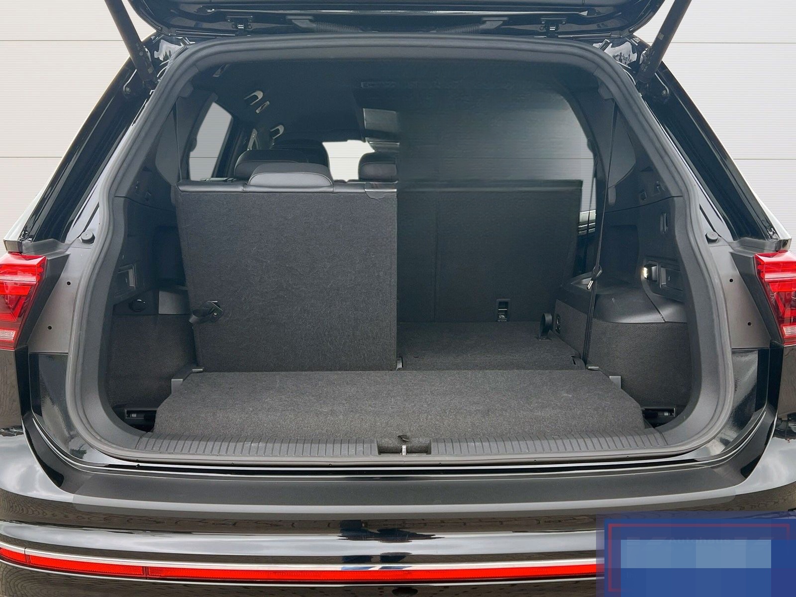 Volkswagen Allspace R-Line 2,0 TDI 4motion DSG+IQ.Light+ foto 16