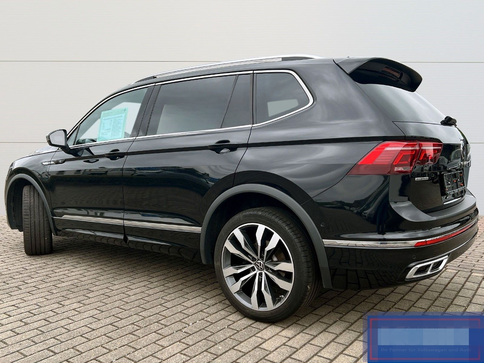 Volkswagen Allspace R-Line 2,0 TDI 4motion DSG+IQ.Light+ foto 4