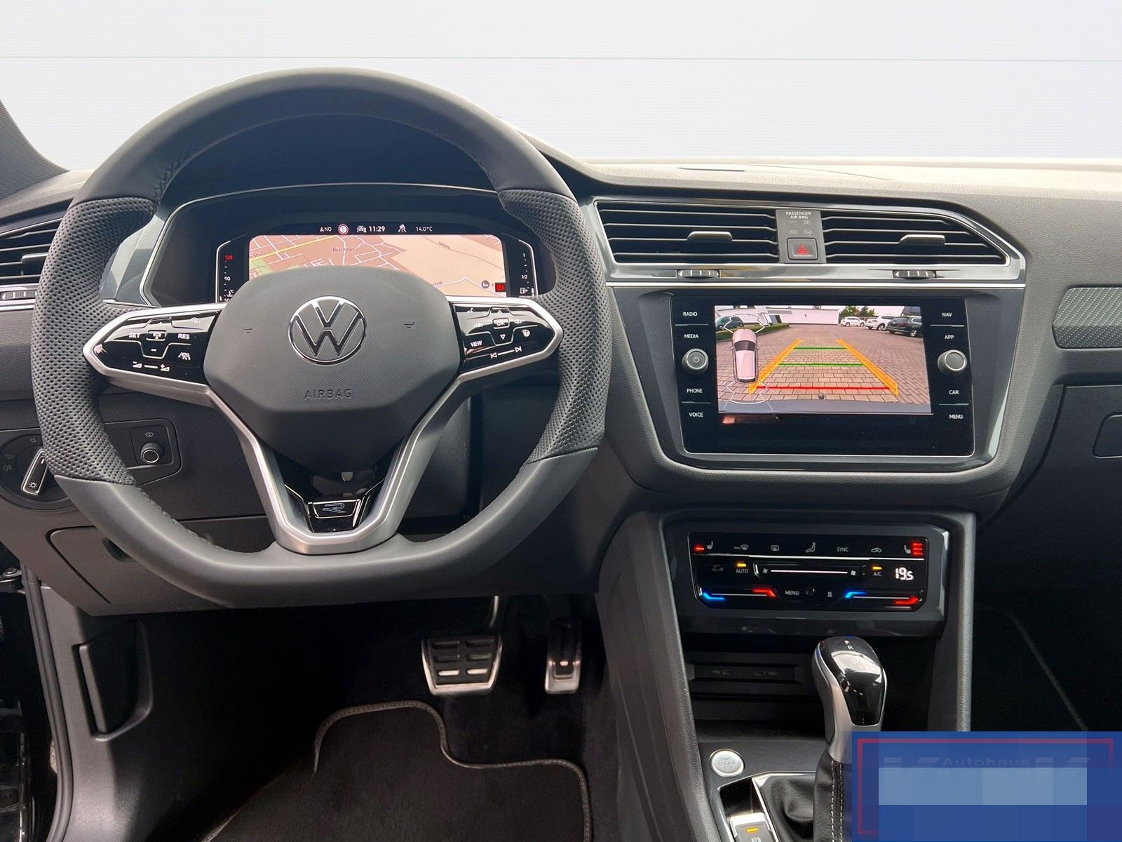 Volkswagen Allspace R-Line 2,0 TDI 4motion DSG+IQ.Light+ foto 5