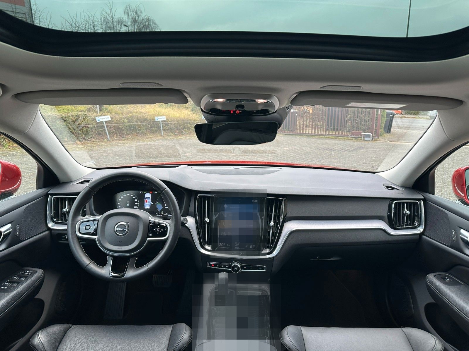 Volvo V60 Momentum Pro PHEV AWD THOR PANO 360° PilotA foto 18