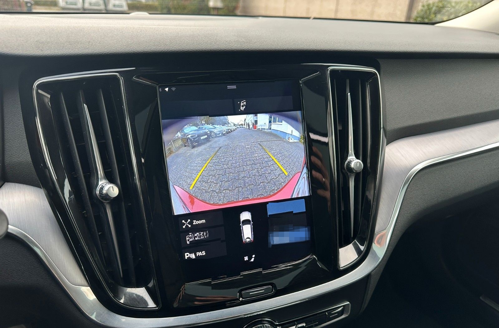 Volvo V60 Momentum Pro PHEV AWD THOR PANO 360° PilotA foto 21