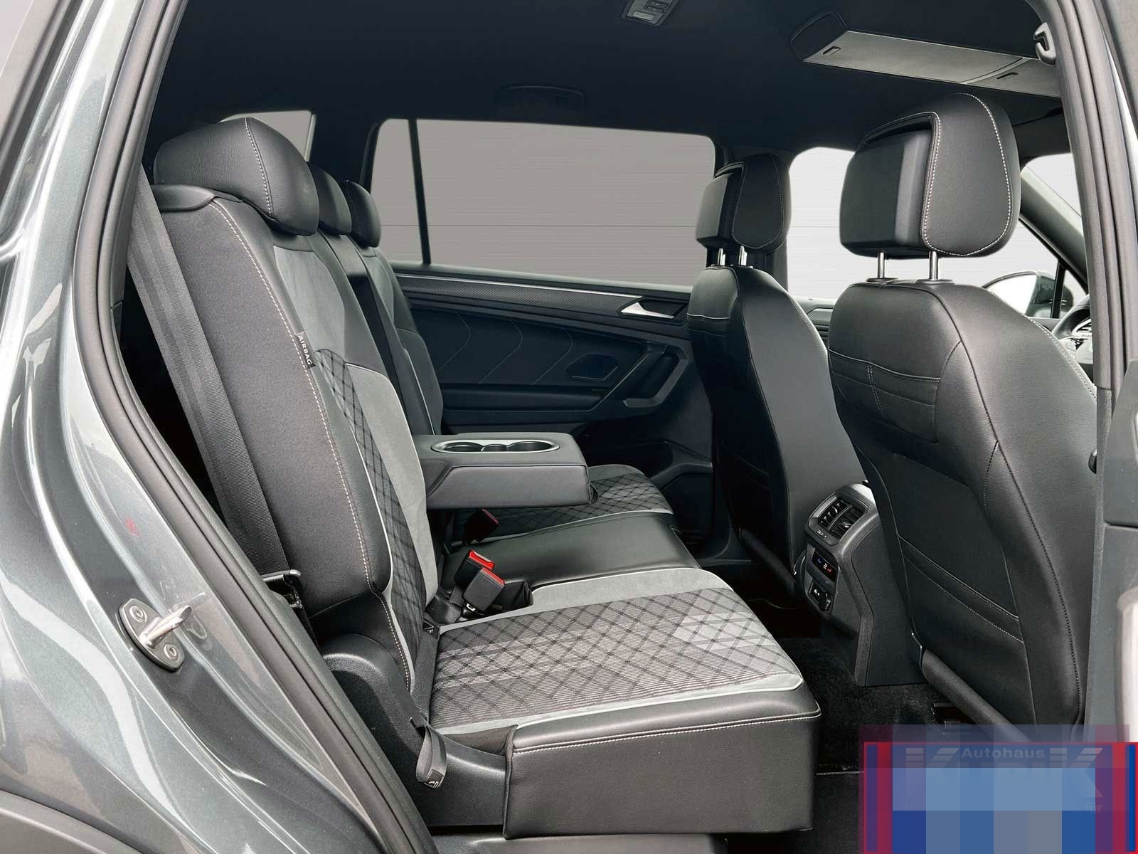 Volkswagen Tiguan Allspace 2,0 TDI R-Line Black Style 4moti foto 15