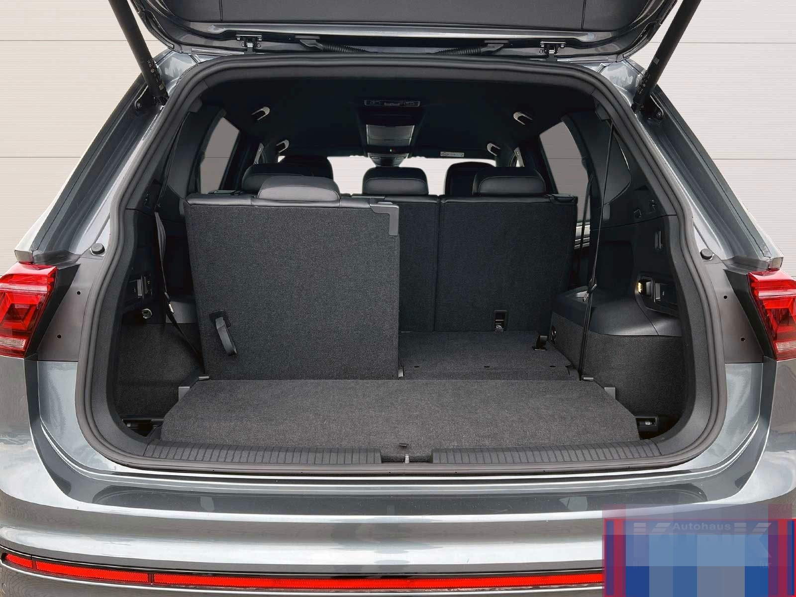Volkswagen Tiguan Allspace 2,0 TDI R-Line Black Style 4moti foto 16