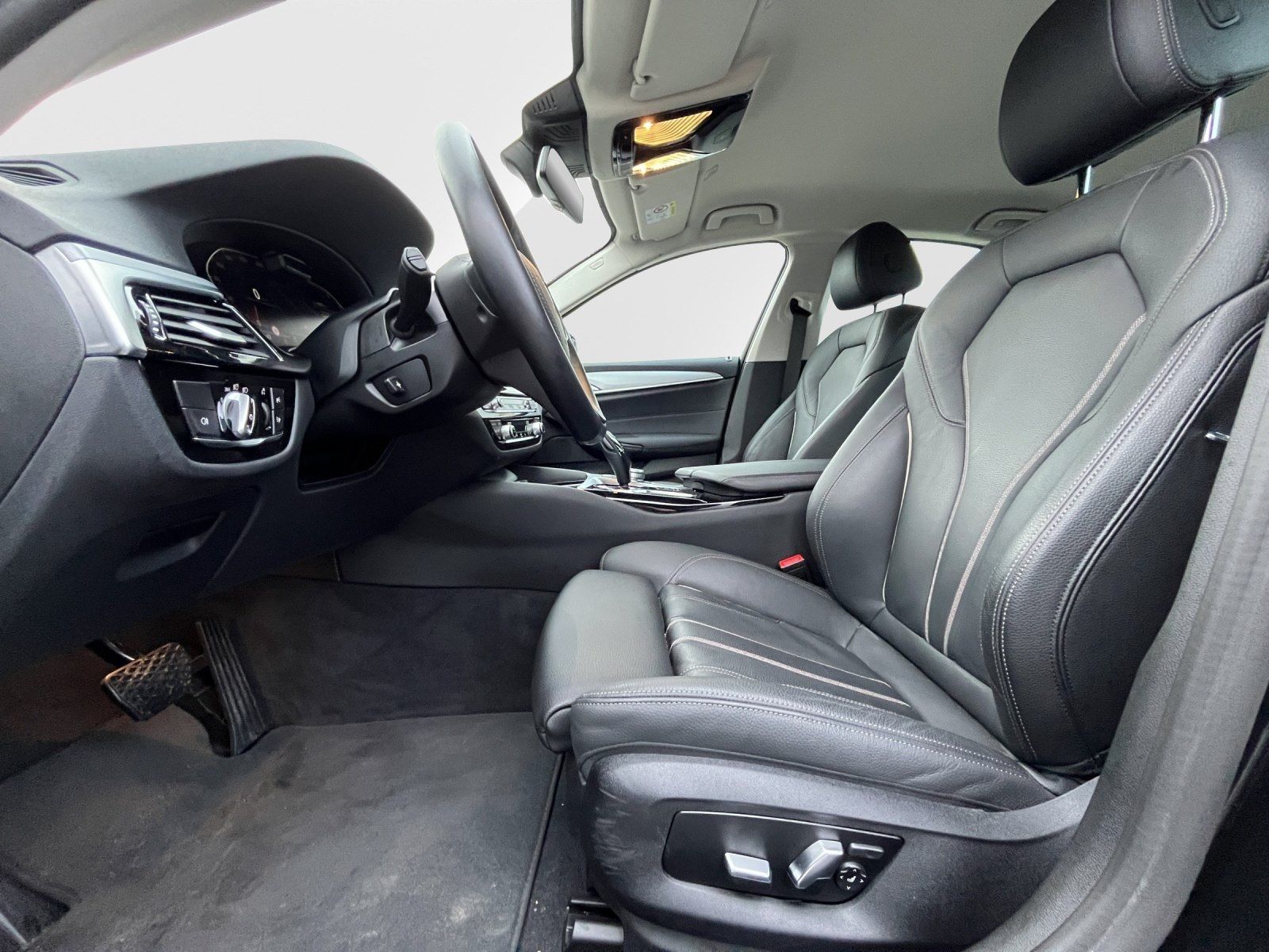 BMW 520d Lim. Leder AHK Adapt.-LED DrivAss Prof. Sta foto 11
