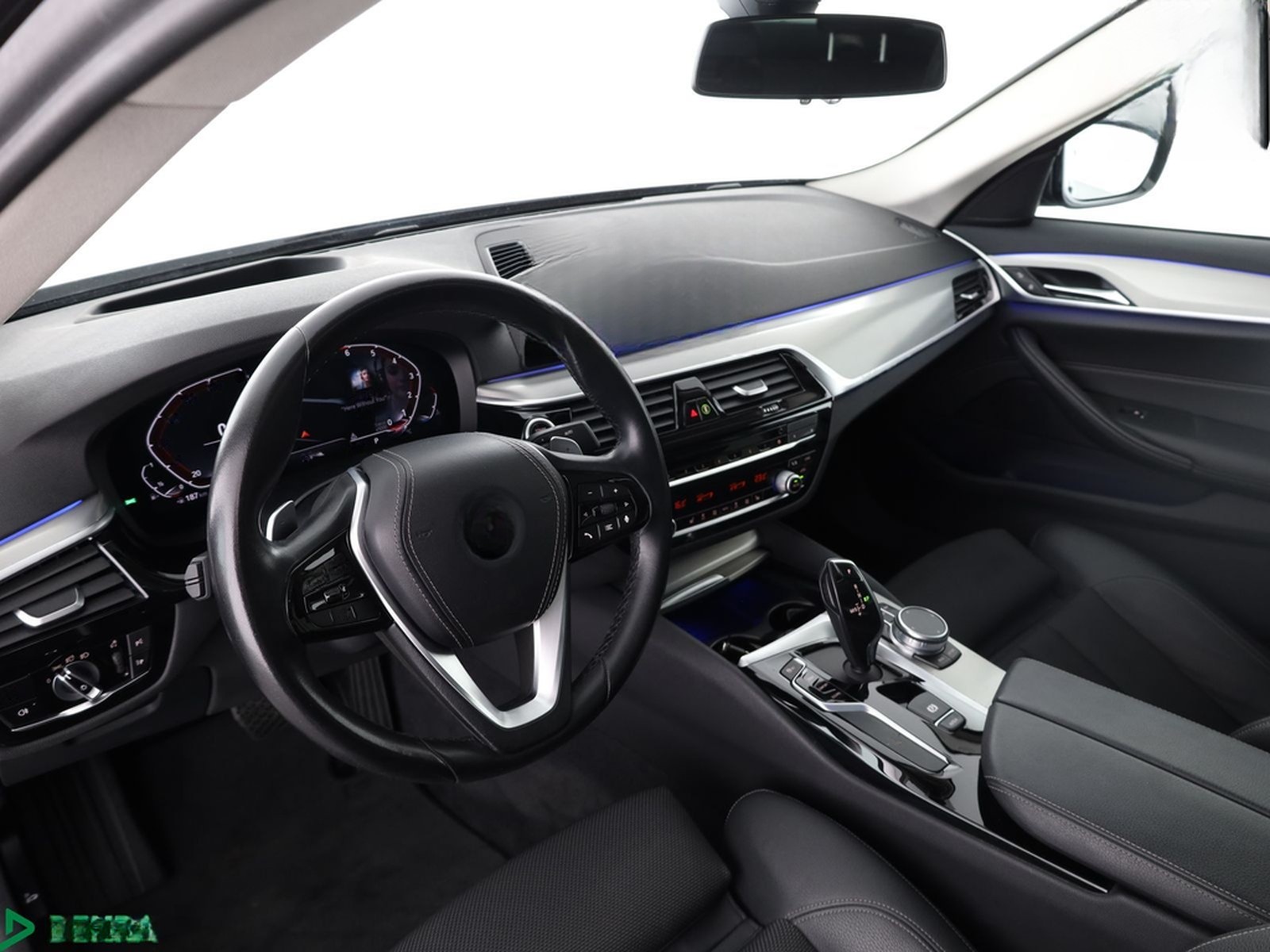 BMW 530 i xDrive SPORT LINE SHADOW KAMERA,HUD,SH,AHK foto 9
