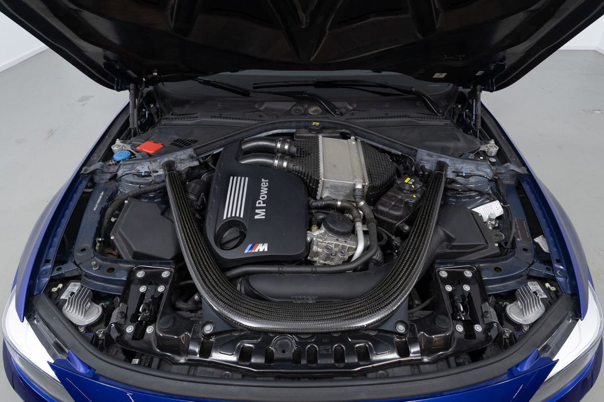 BMW M3 CS foto 7