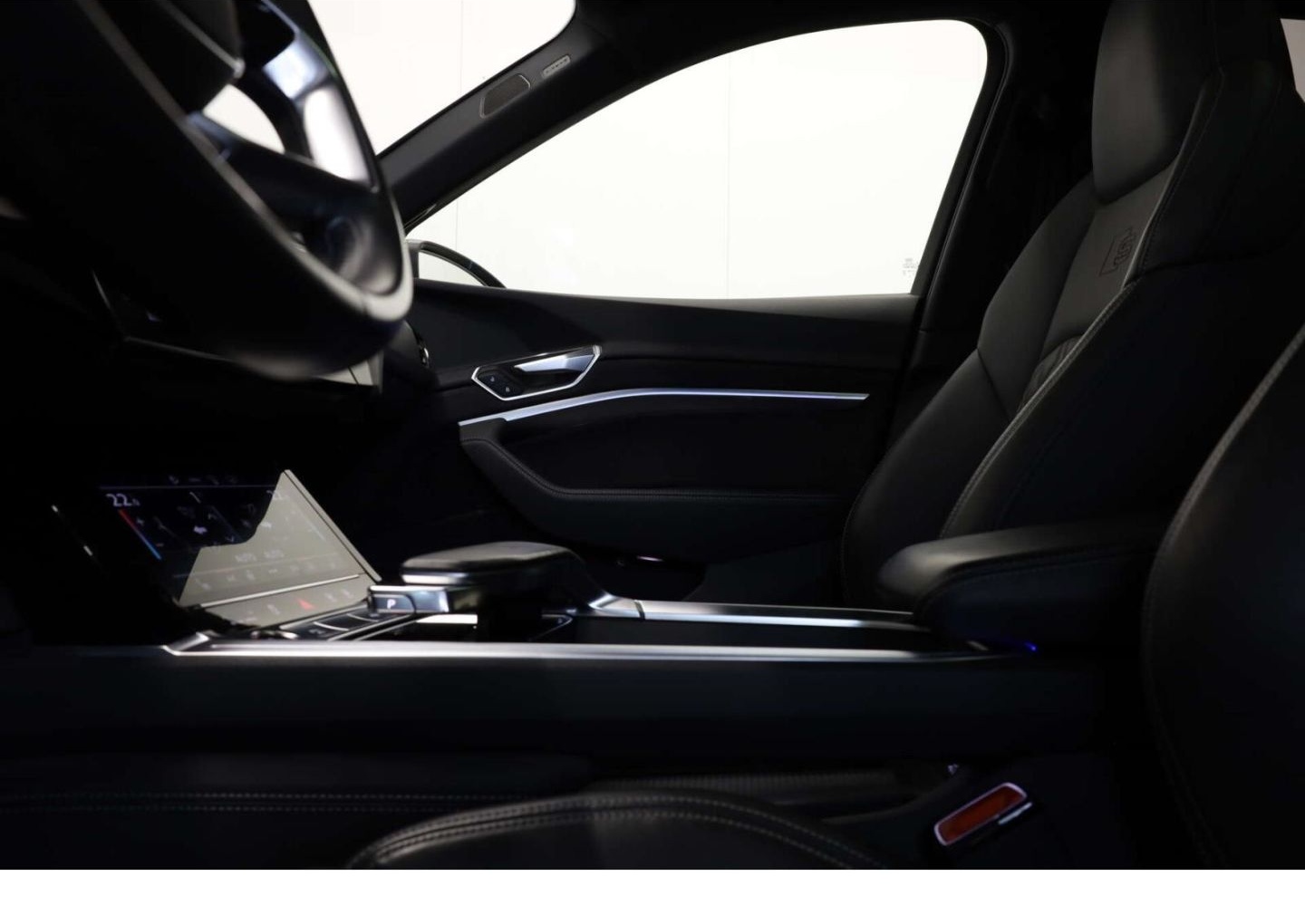 Audi e-tron Sportback Matrix/Head-up/Pano/RFK/B&O/SH foto 20