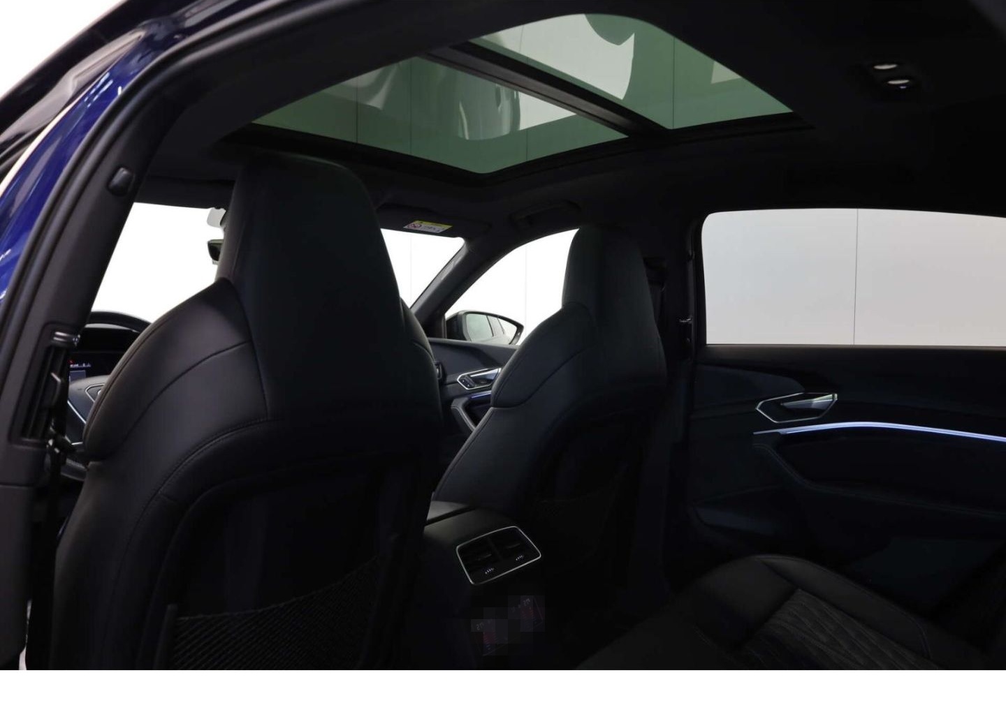 Audi e-tron Sportback Matrix/Head-up/Pano/RFK/B&O/SH foto 22