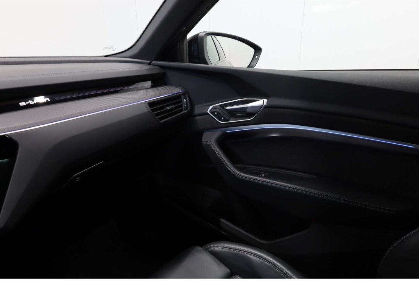 Audi e-tron Sportback Matrix/Head-up/Pano/RFK/B&O/SH foto 24